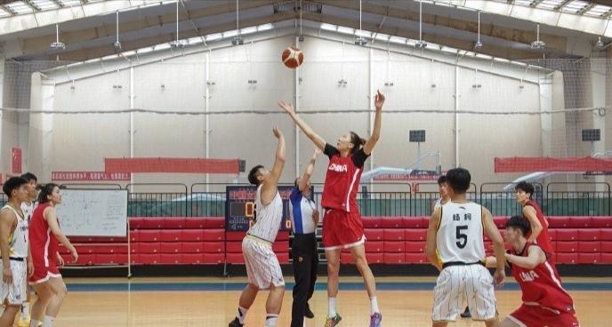 李慧, 男篮校队打, 说白了中国 李慧, 男篮校队打, 说白了中国